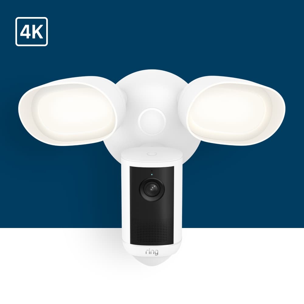 Floodlight Camera 4K Plus